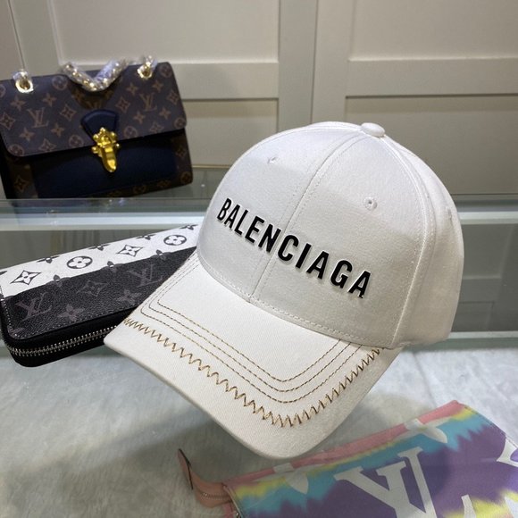 ?✨AUTHENTIC✨?Balenciaga hat